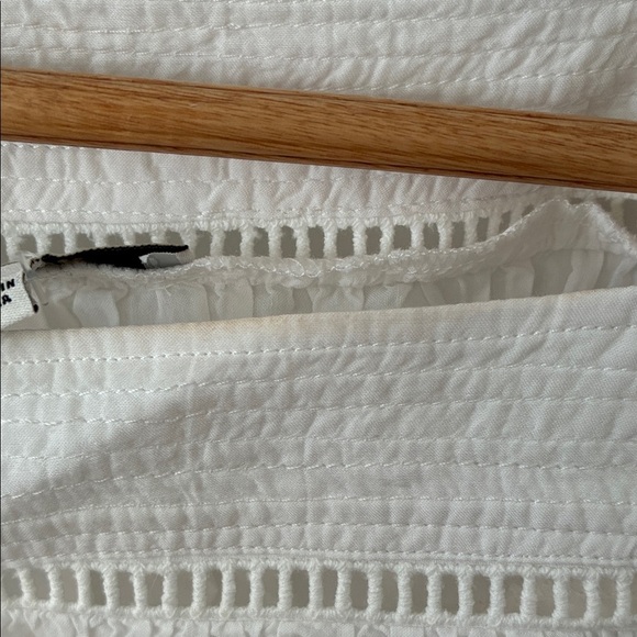 Flutter-Sleeve Top - Picture 10 of 11